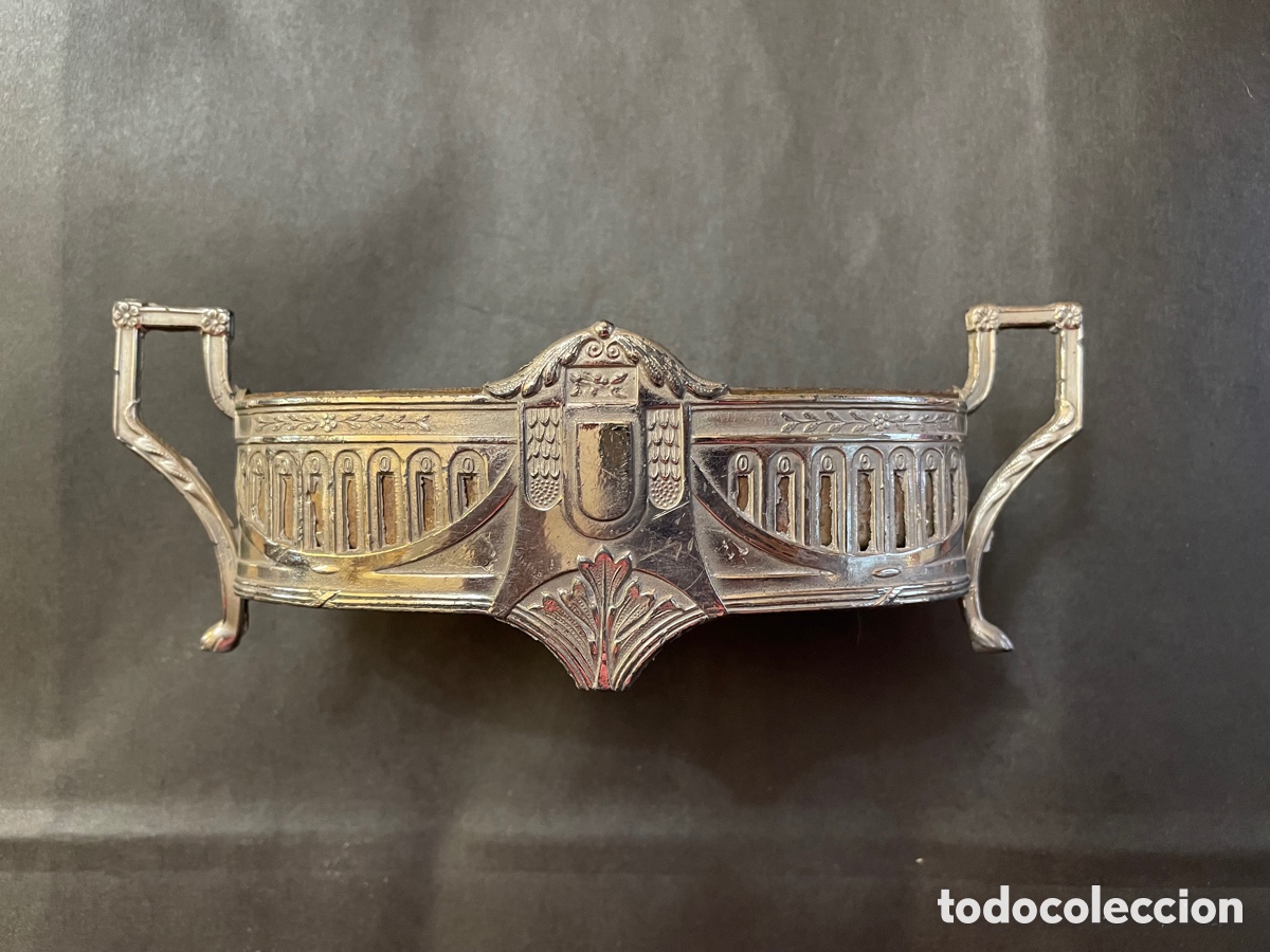 Antig&uuml;edades: Bandeja de esta&ntilde;o - Foto 3