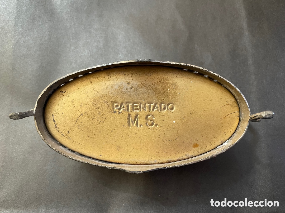 Antig&uuml;edades: Bandeja de esta&ntilde;o - Foto 5