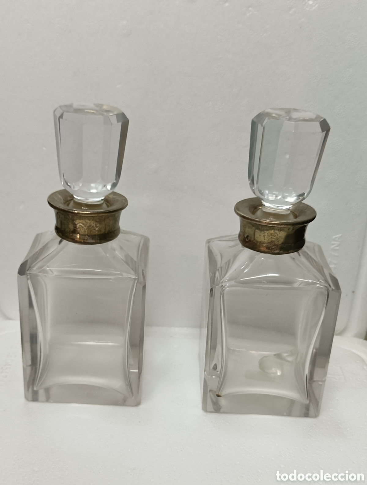 Antig&uuml;edades: Frascos de tocador en cristal y plata - Foto 1