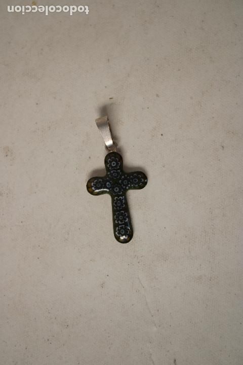 Antig&uuml;edades: cruz de plata y cristal - Foto 2