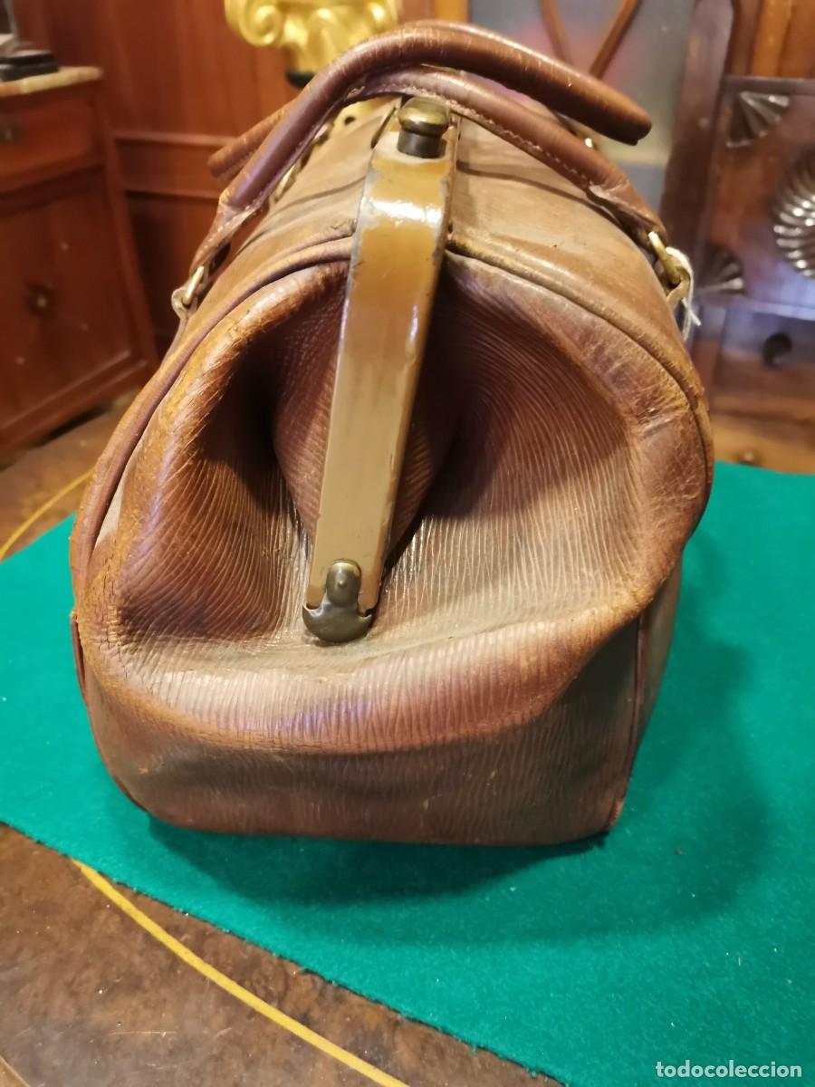 Antig&uuml;edades: Bonito maletin de medico - Foto 5