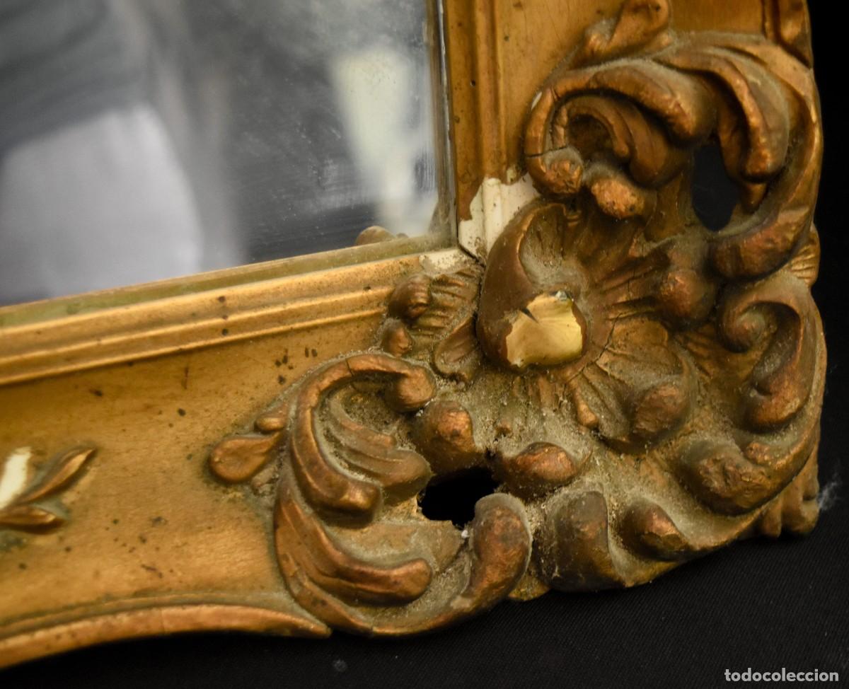 Antig&uuml;edades: Espejo con marco dorado en estuco - Foto 3