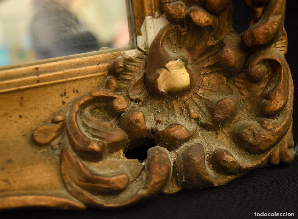 Antig&uuml;edades: Espejo con marco dorado en estuco - Foto 5