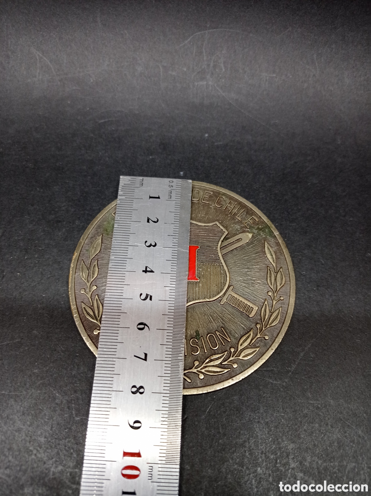 Antig&uuml;edades: Medalla Ej&eacute;rcito de Chile II divisi&oacute;n - Foto 4