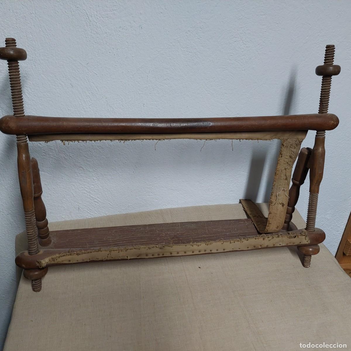 Antig&uuml;edades: Antiguo bastidor de costura madera rectangular - Foto 1