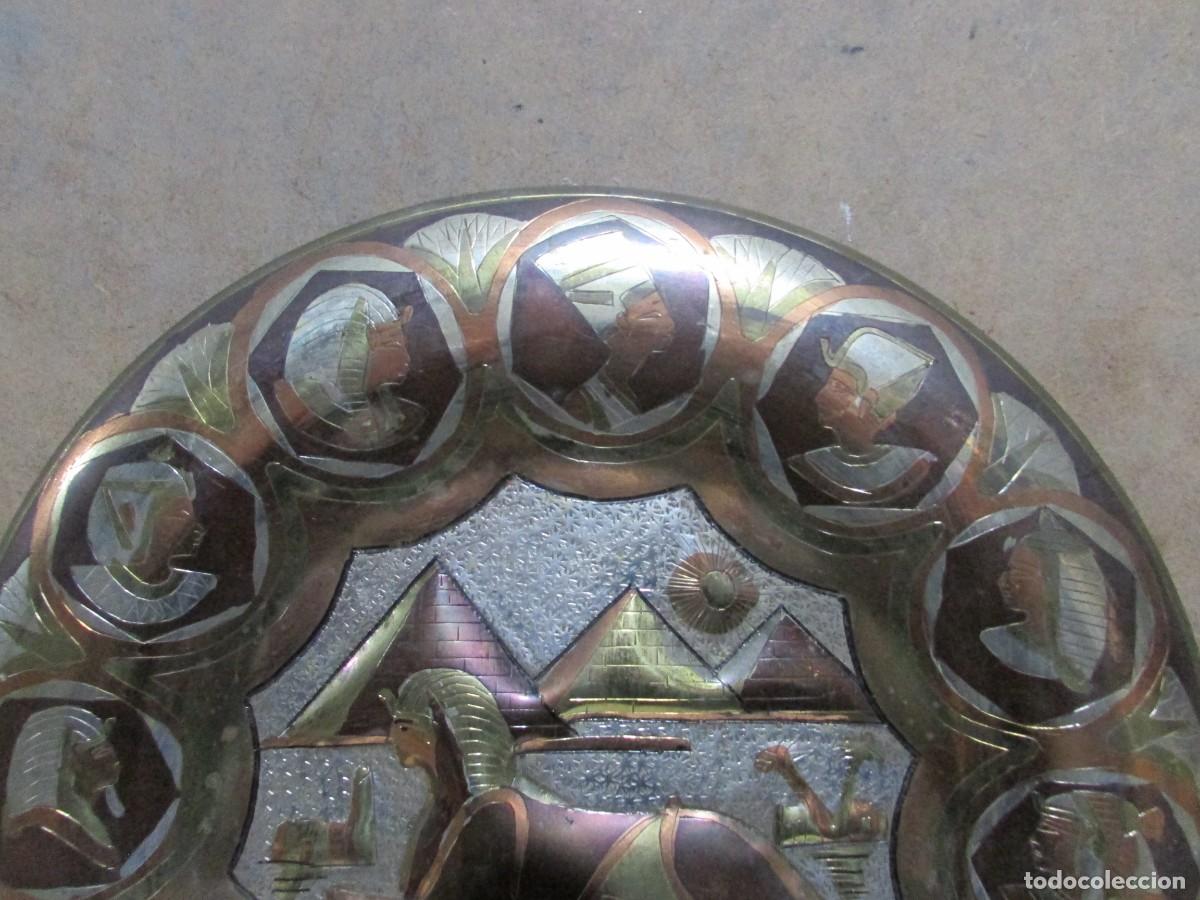 Antig&uuml;edades: plato metal egipcio - Foto 3