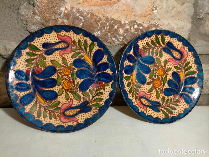 pareja de platos decorativos antiguos de pared - Compra venta en