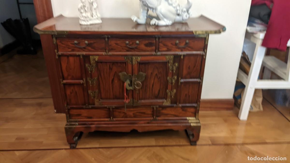 Antig&uuml;edades: MUEBLE AUXILIAR ESTILO KOREANO - Foto 1