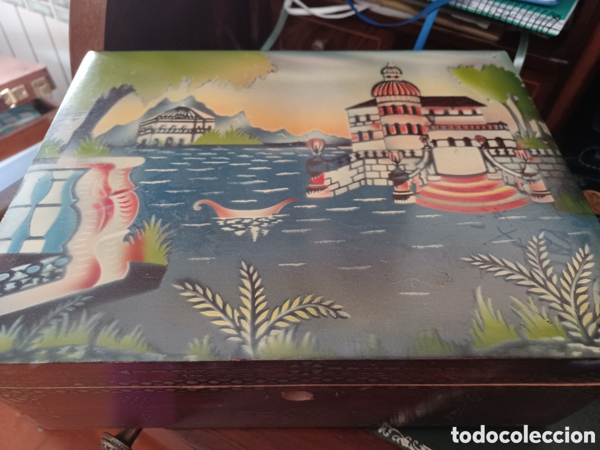 Antig&uuml;edades: Espwctacular joyero muy antiguo pintado a mano