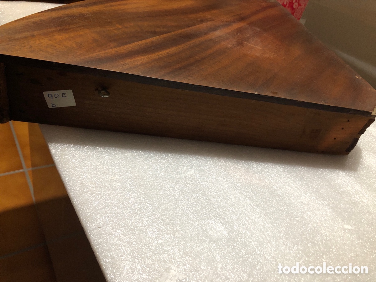 Antig&uuml;edades: Bonita rinconera de madera - Foto 3