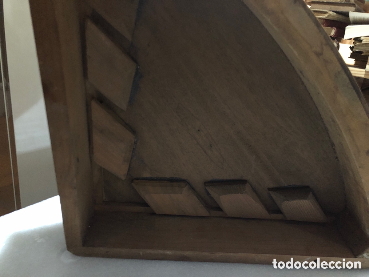 Antig&uuml;edades: Bonita rinconera de madera - Foto 5