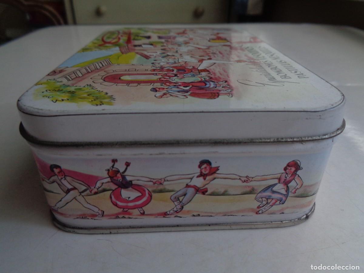 Antig&uuml;edades: CAJA DE METAL DECORADA - Foto 7