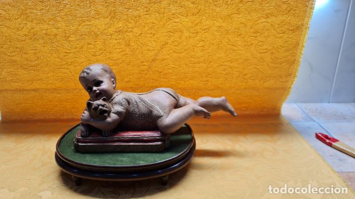 Antig&uuml;edades: NI&Ntilde;O CON PERRITO - Foto 1