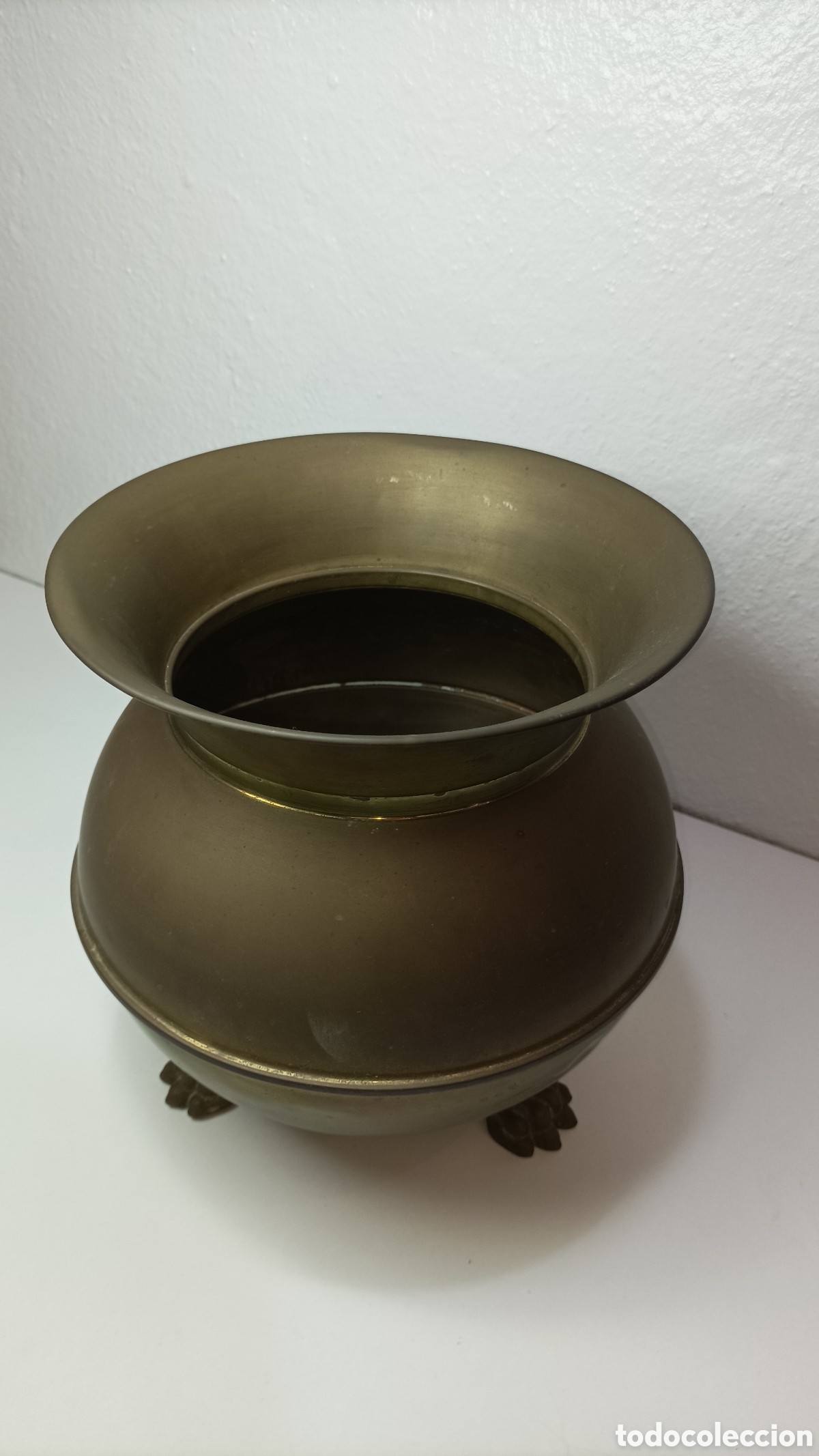 Antig&uuml;edades: Macetero o florero Antiguo de bronce - Foto 2