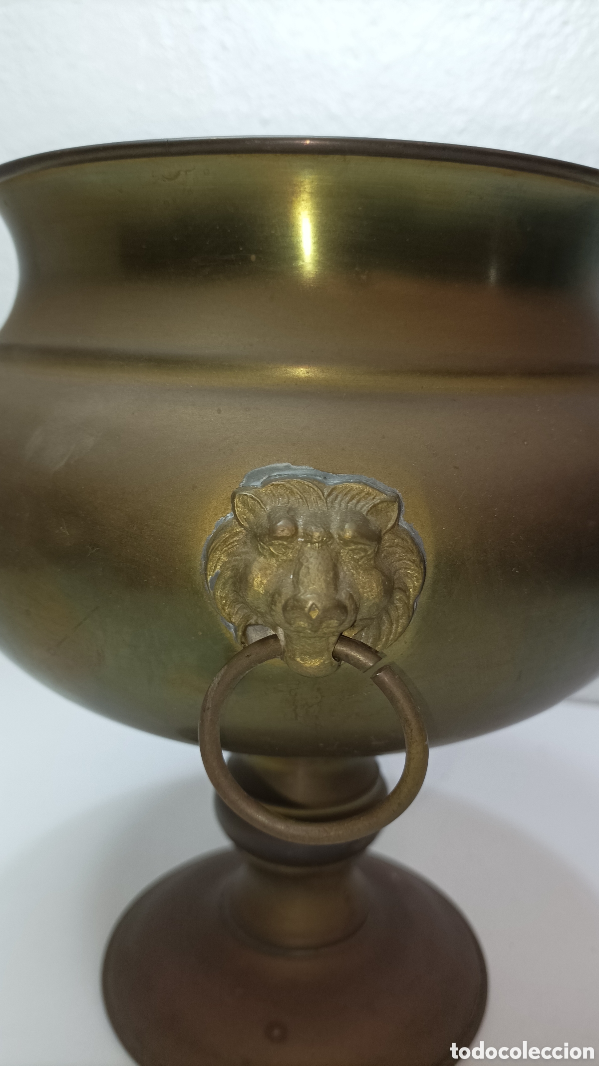 Antig&uuml;edades: Macetero o Florero de bronce antiguo - Foto 5