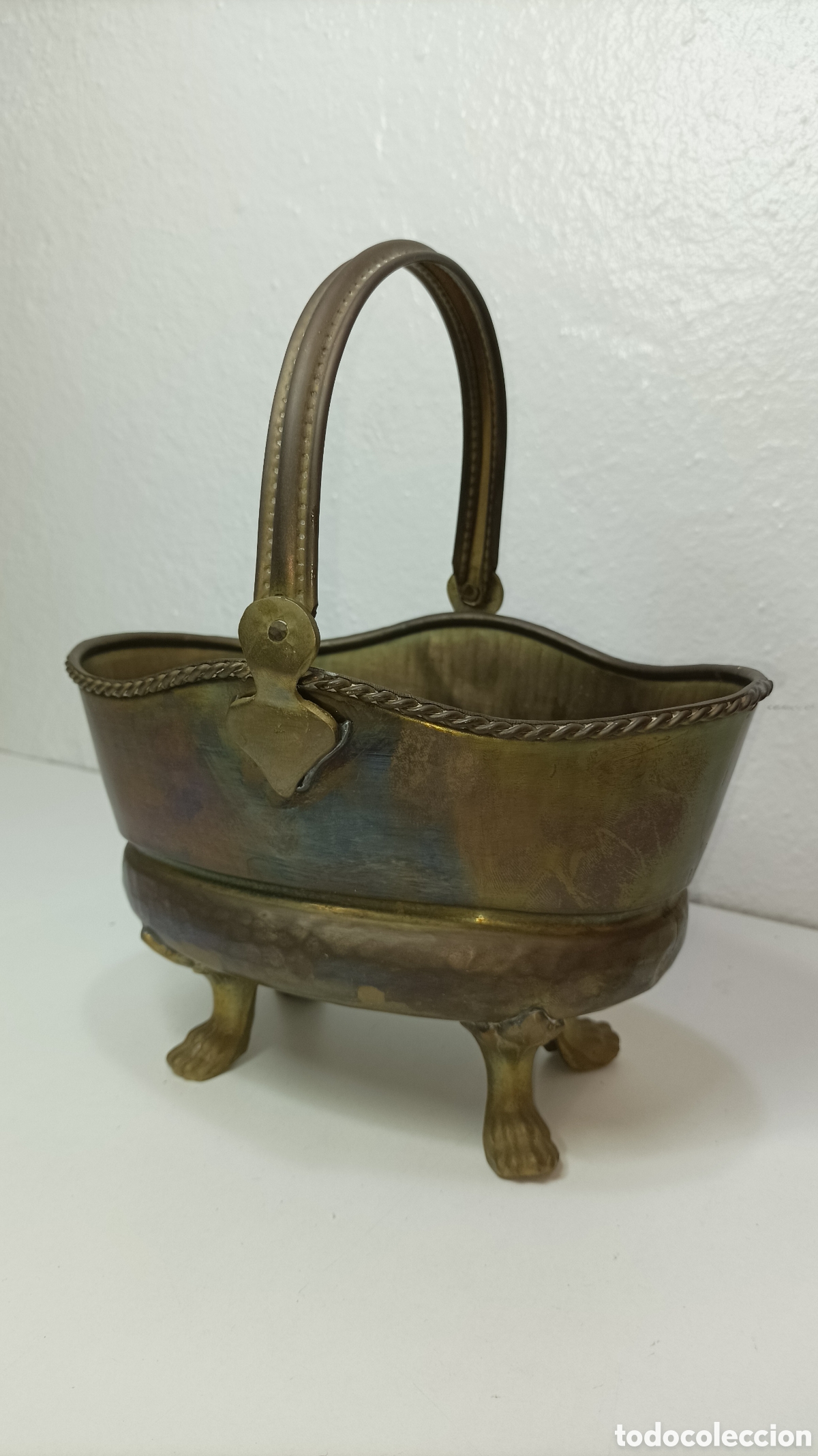 Antig&uuml;edades: Centro de mesa o cesta de Bronce antigua - Foto 2