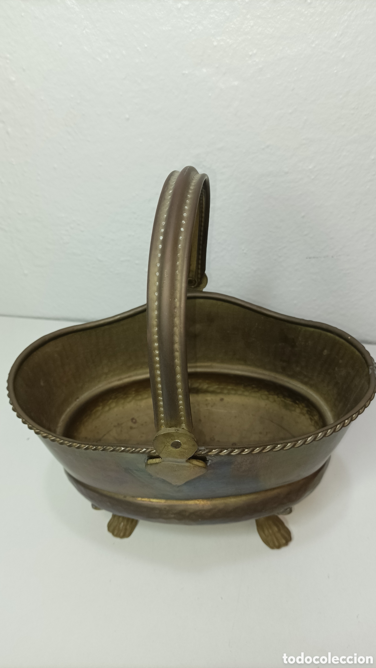 Antig&uuml;edades: Centro de mesa o cesta de Bronce antigua - Foto 4