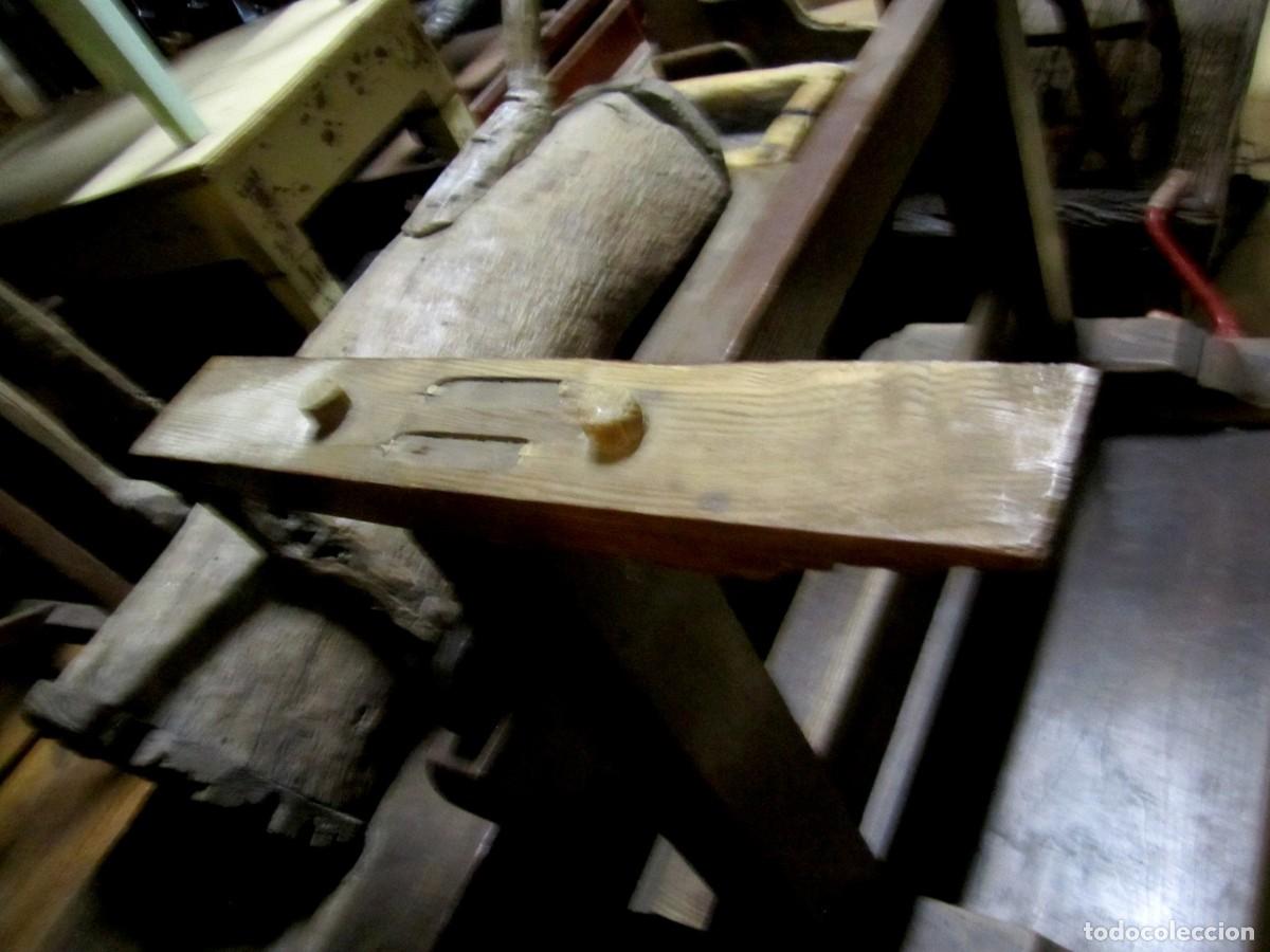 Antig&uuml;edades: Mesa antigua de casta&ntilde;o - Foto 11