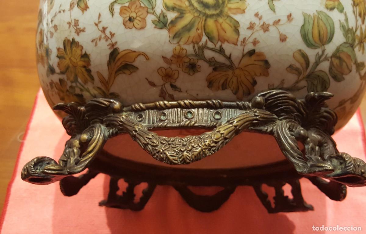 Antig&uuml;edades: MACETERO EN PORCELANA Y BRONCE - Foto 8