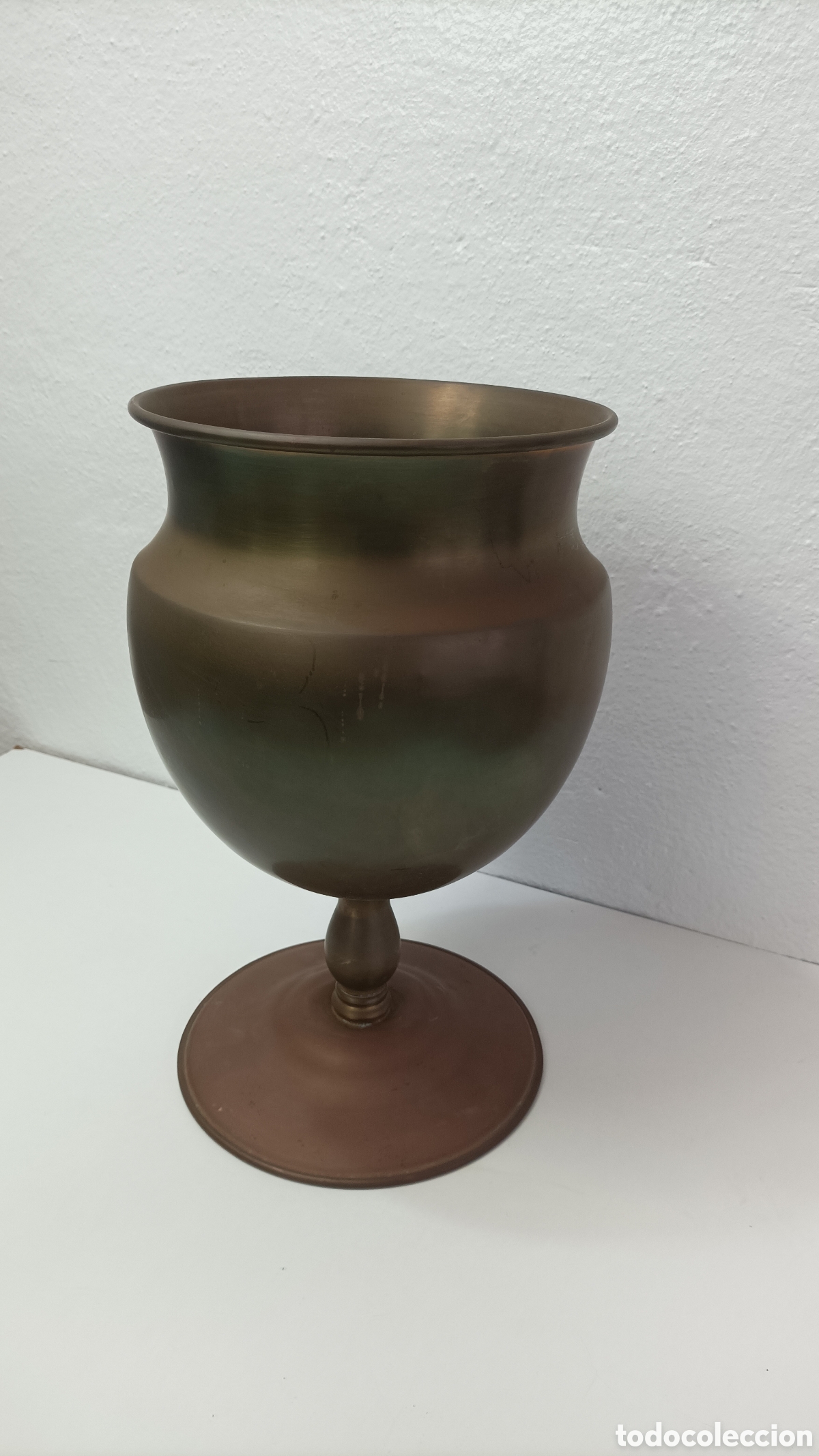 Antig&uuml;edades: Florero o Macetero antiguo de Bronce - Foto 8