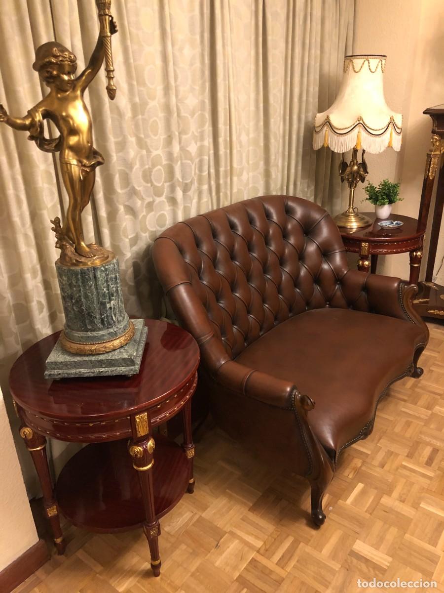 Antig&uuml;edades: Pareja de mesillas en madera y pan de oro - Foto 5