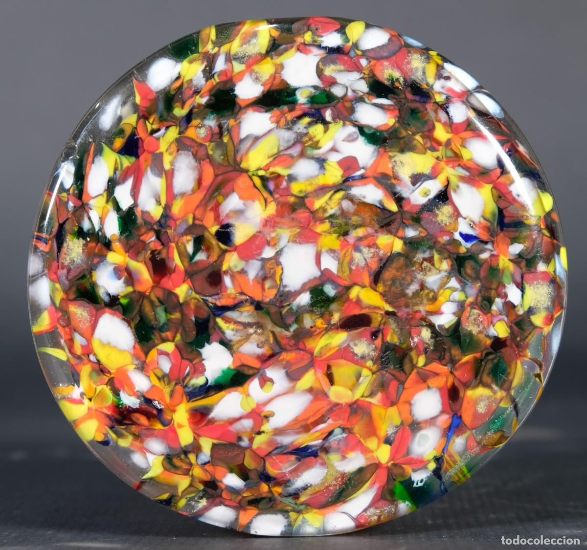 Antig&uuml;edades: Pisapapeles en cristal de Murano con busto del rey Balduino joven - Foto 2