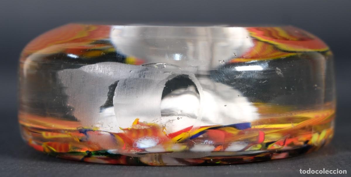 Antig&uuml;edades: Pisapapeles en cristal de Murano con busto del rey Balduino joven - Foto 6