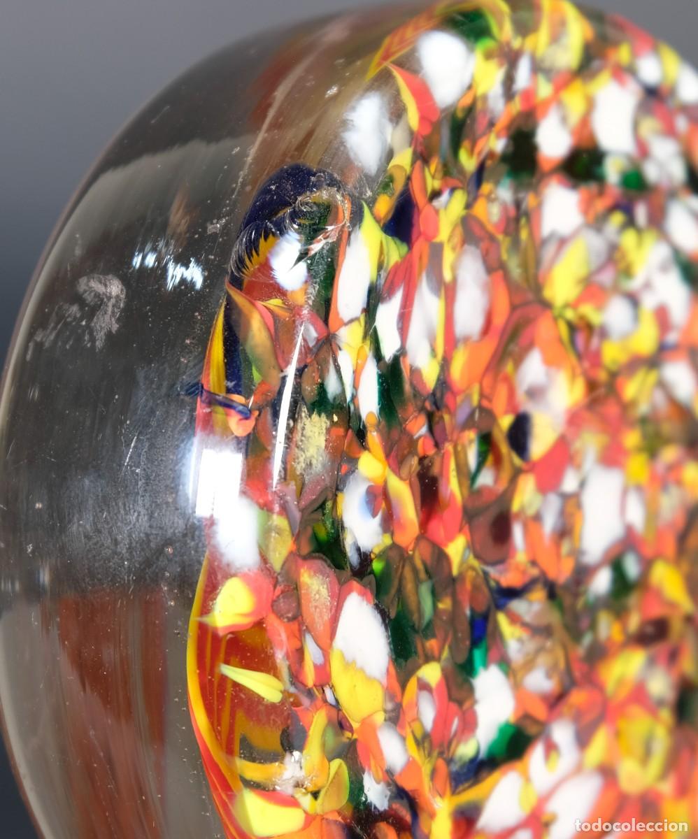 Antig&uuml;edades: Pisapapeles en cristal de Murano con busto del rey Balduino joven - Foto 9