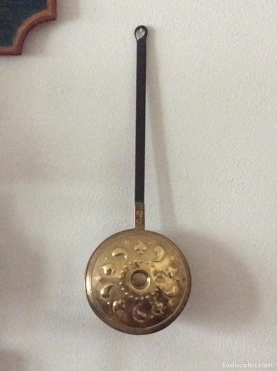 Antig&uuml;edades: ANTIGUO CALENTADOR PARA CAMA - RUSTICO - Foto 2