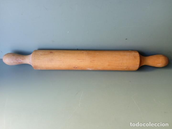 Antig&uuml;edades: RODILLO DE COCINA - 41 cm. - Foto 2