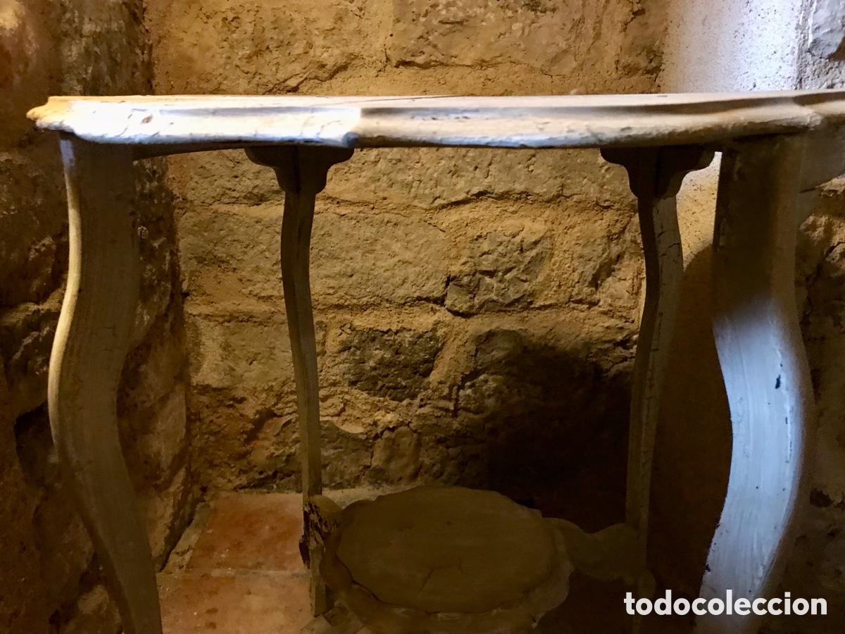 Antig&uuml;edades: Mesa auxiliar decap&eacute; - Foto 9
