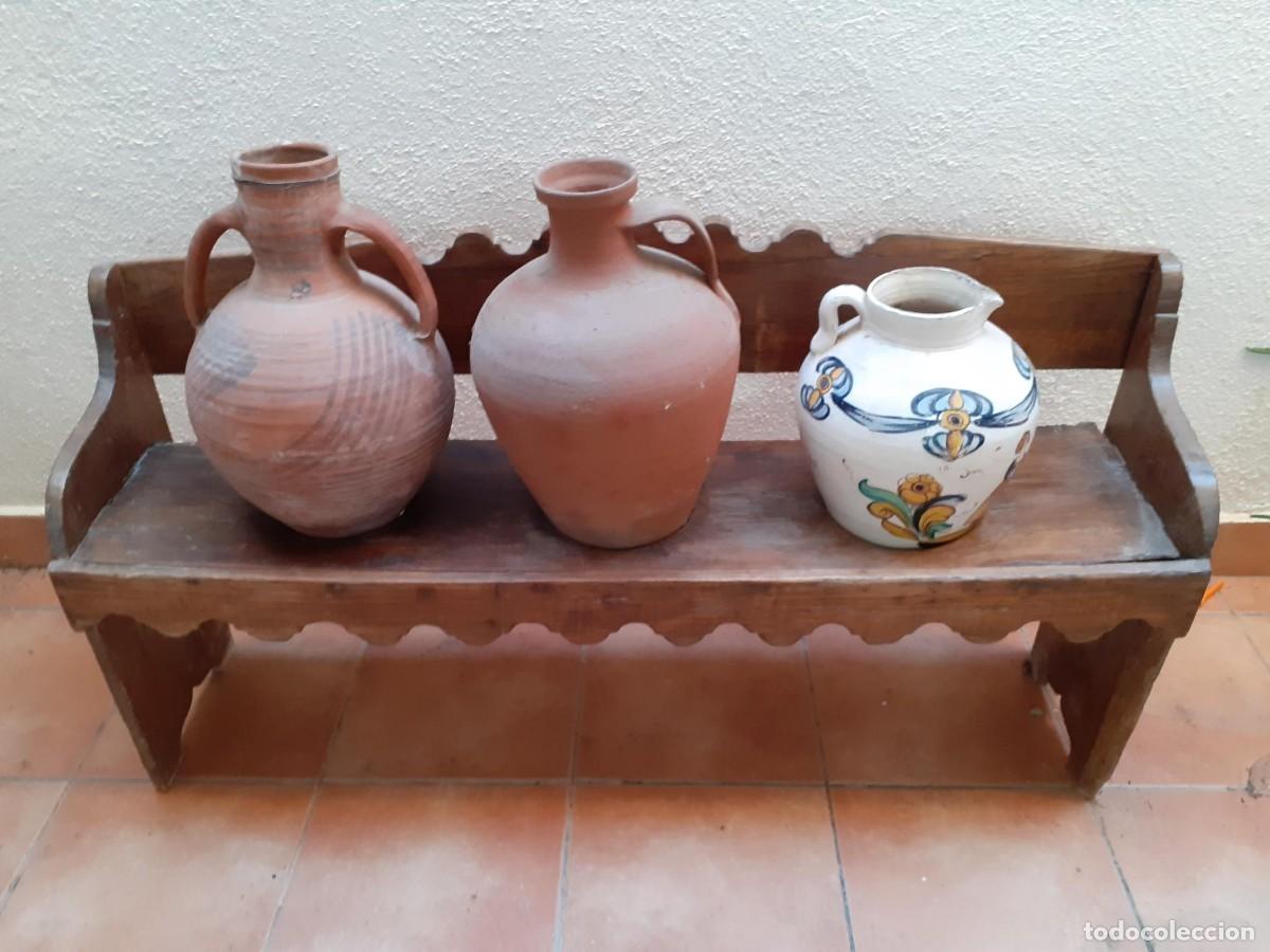Antig&uuml;edades: Cantarero rustico con 3 cantaros antiguos - Foto 2