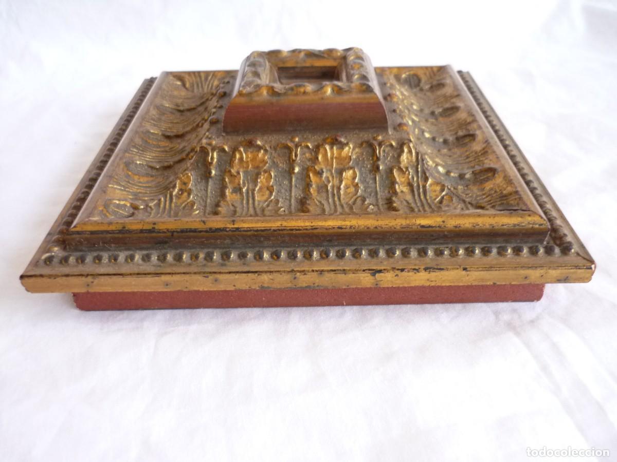 Antig&uuml;edades: Moldura de madera dorada - Foto 4