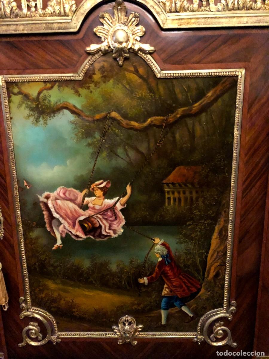 Antig&uuml;edades: C&oacute;moda en bronce marqueter&iacute;a y m&aacute;rmol con pintura - Foto 6