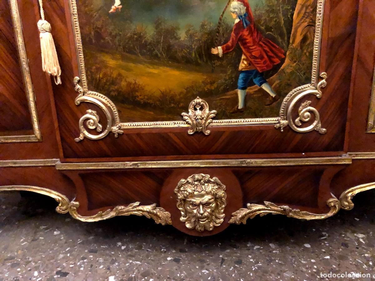 Antig&uuml;edades: C&oacute;moda en bronce marqueter&iacute;a y m&aacute;rmol con pintura - Foto 8
