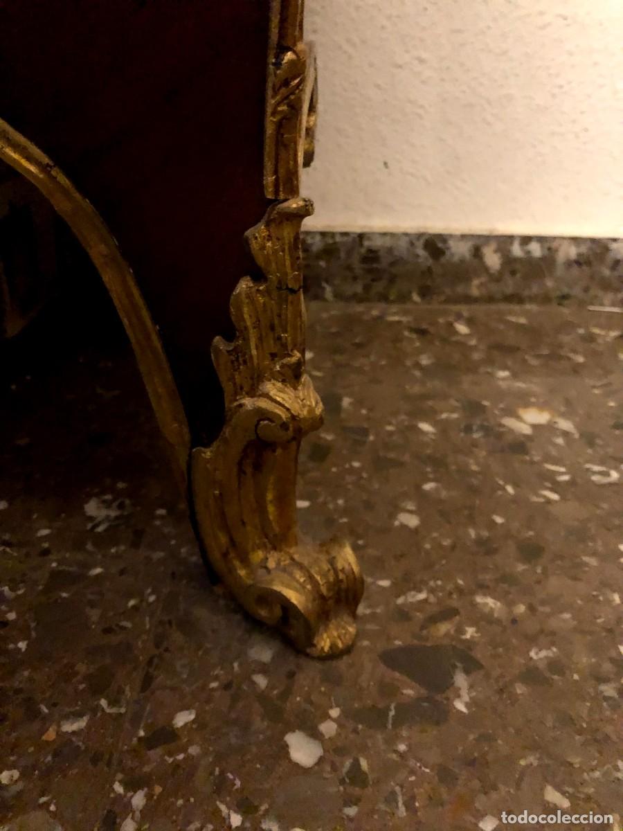 Antig&uuml;edades: C&oacute;moda en bronce marqueter&iacute;a y m&aacute;rmol con pintura - Foto 19
