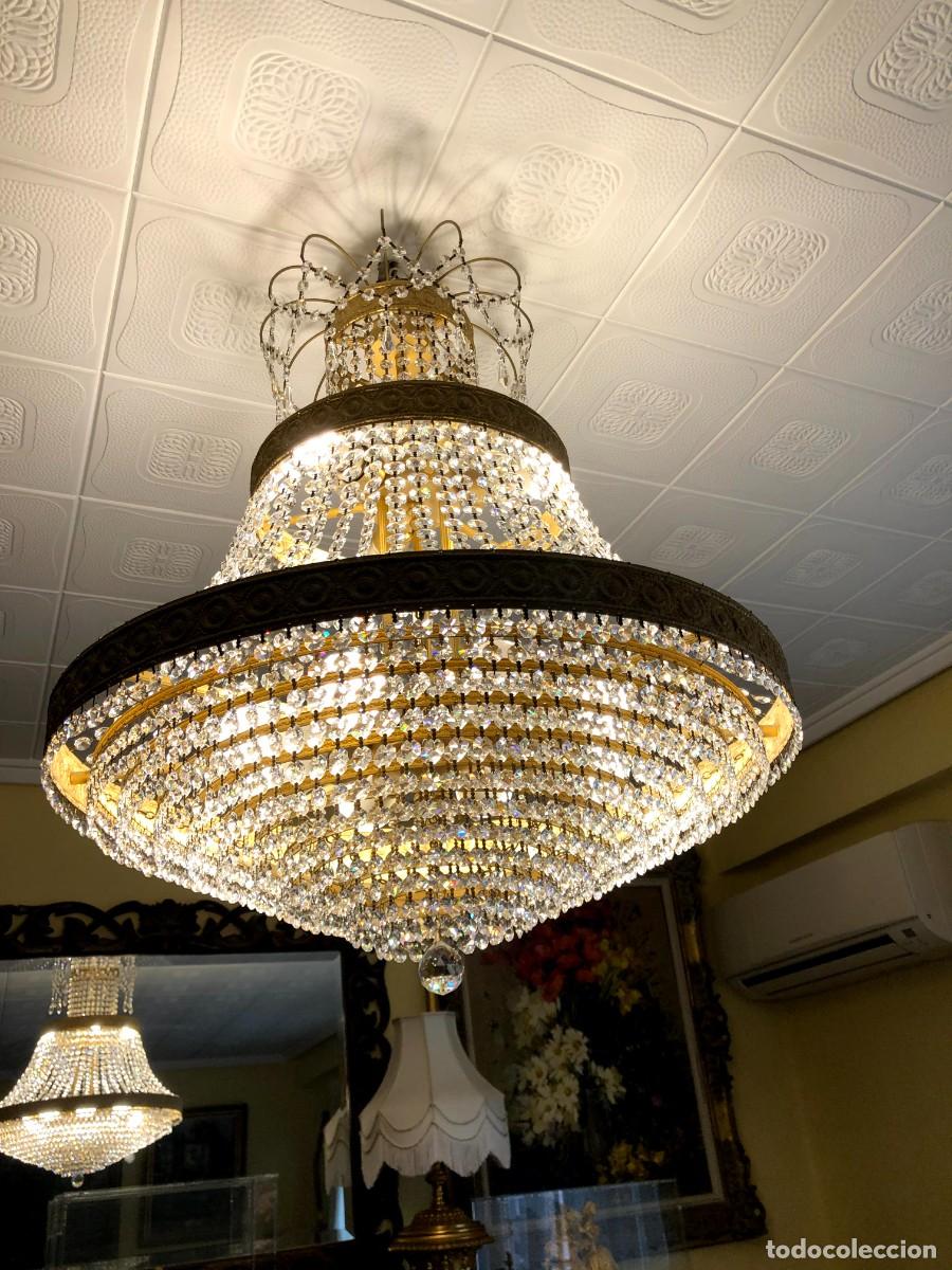 Antig&uuml;edades: Espectacular l&aacute;mpara de bronce dorado y cristal - Foto 7