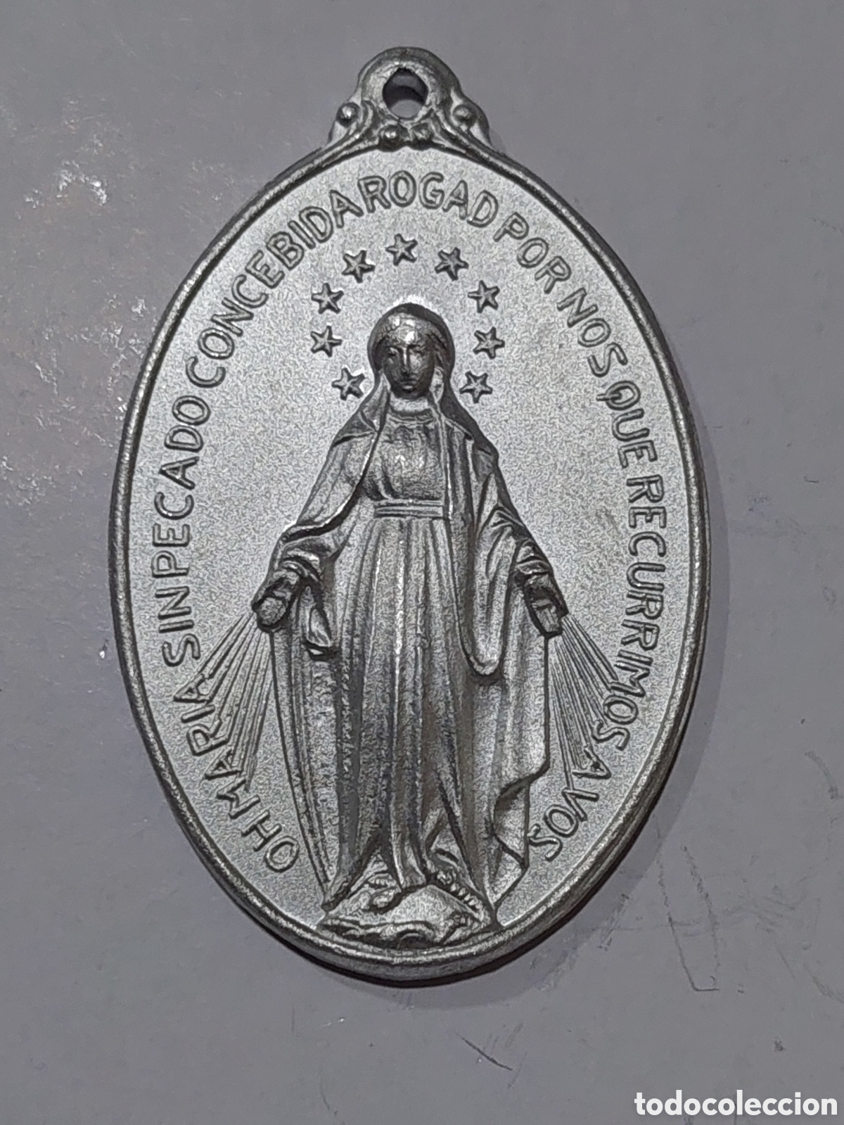 Antig&uuml;edades: Medalla Virgen Mar&iacute;a . Aluminio - Foto 1