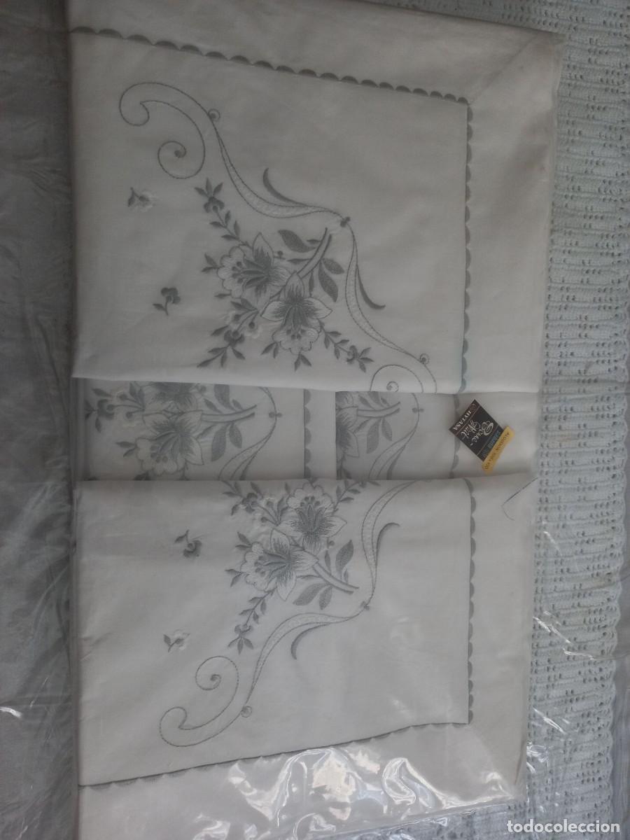 Antig&uuml;edades: Sabanas de matrimonio 135 - Foto 3