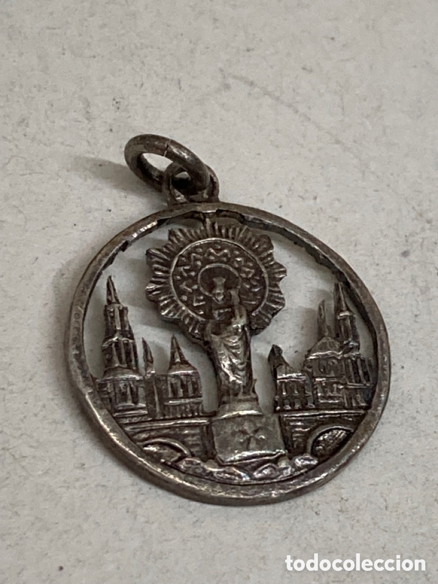 Antig&uuml;edades: Medalla de metal - Foto 1