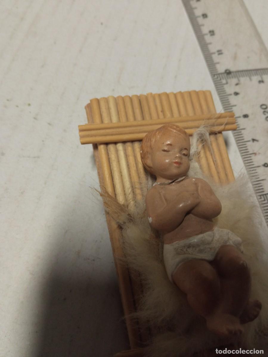 Antig&uuml;edades: Ni&ntilde;o Jes&uacute;s en el pesebre - Foto 2