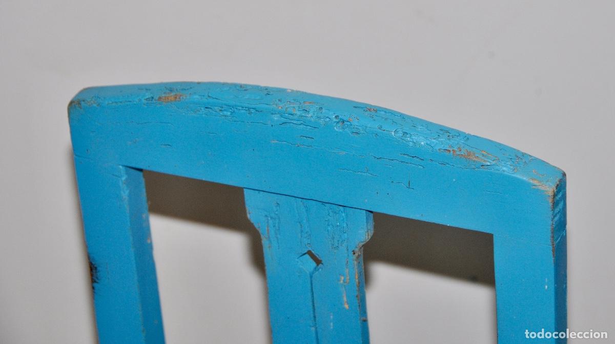Antig&uuml;edades: Silla pintada de azul antigua - Foto 5