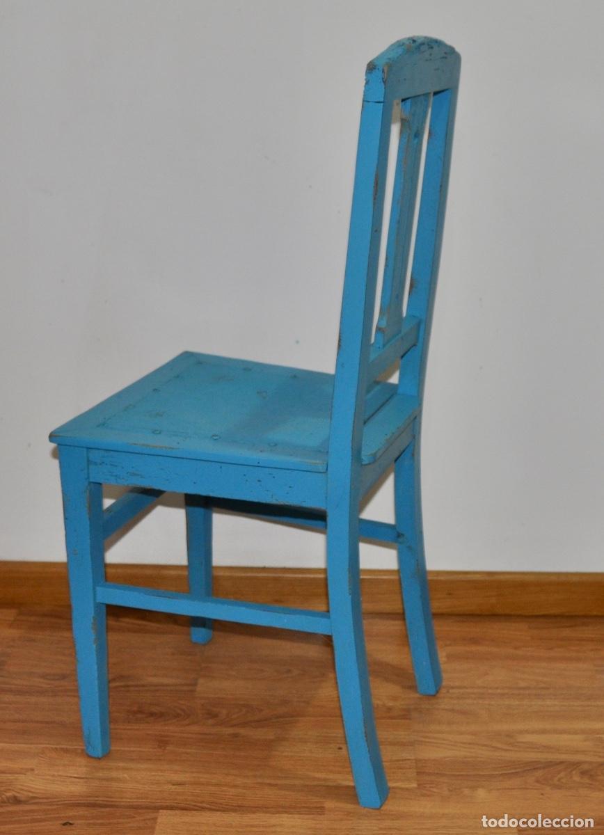Antig&uuml;edades: Silla pintada de azul antigua - Foto 6