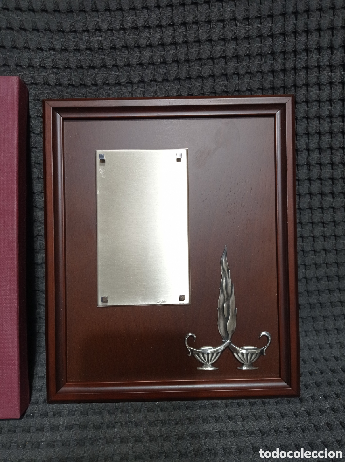 Antig&uuml;edades: Placa lisa inscripci&oacute;n trofeo - Foto 2