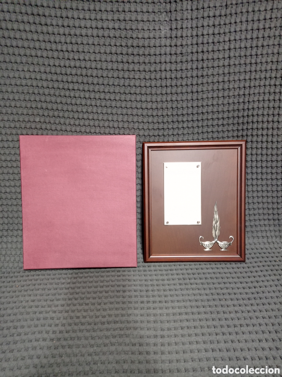 Antig&uuml;edades: Placa lisa inscripci&oacute;n trofeo - Foto 1