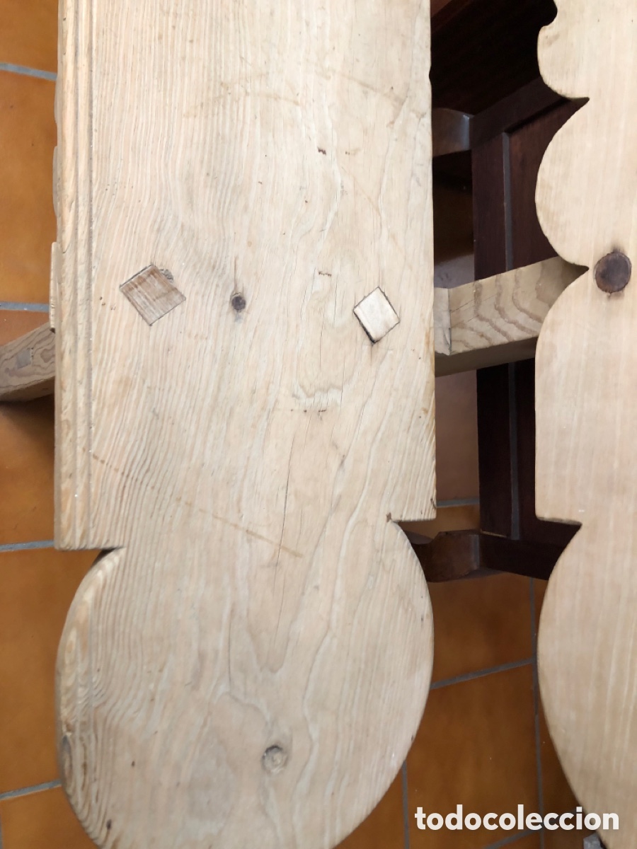 Antig&uuml;edades: Bonito y antiguo banco de madera tallada - Foto 8