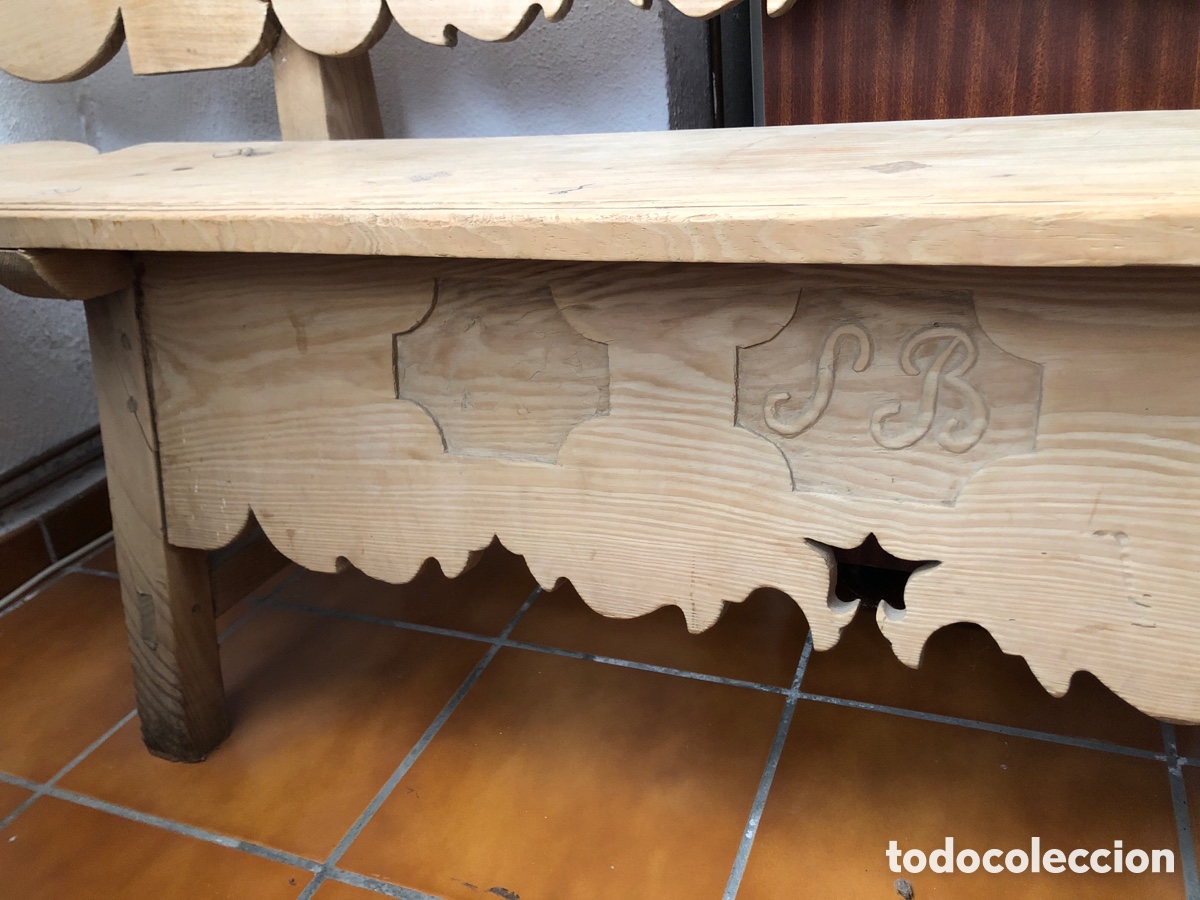 Antig&uuml;edades: Bonito y antiguo banco de madera tallada - Foto 9
