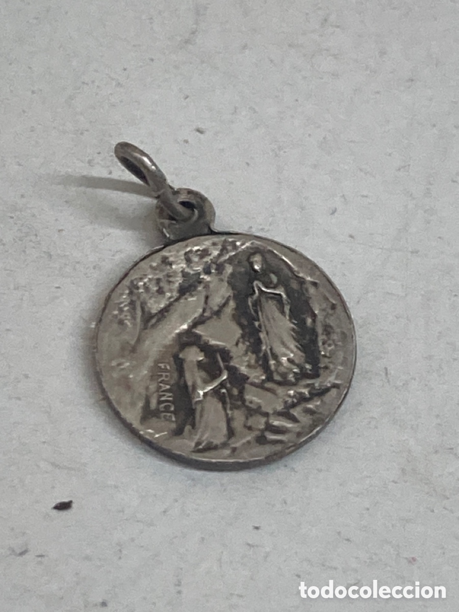 Antig&uuml;edades: Medalla de plata religiosa - Foto 1