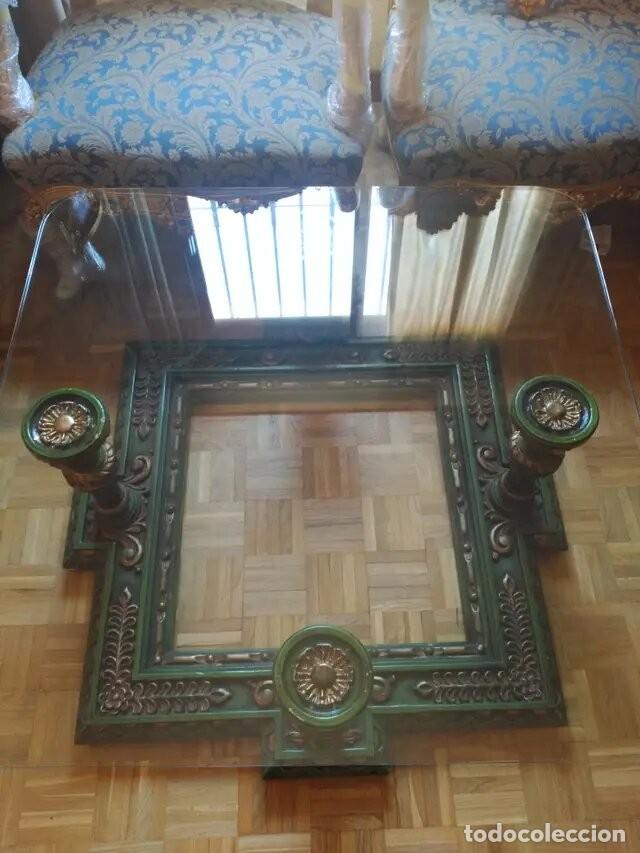 Antig&uuml;edades: Excepcional mesa de madera labrada y cristal - Foto 4