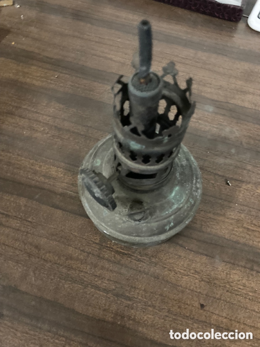 Antiquit&auml;ten: L&aacute;mpara antigua de bronce para restaurar